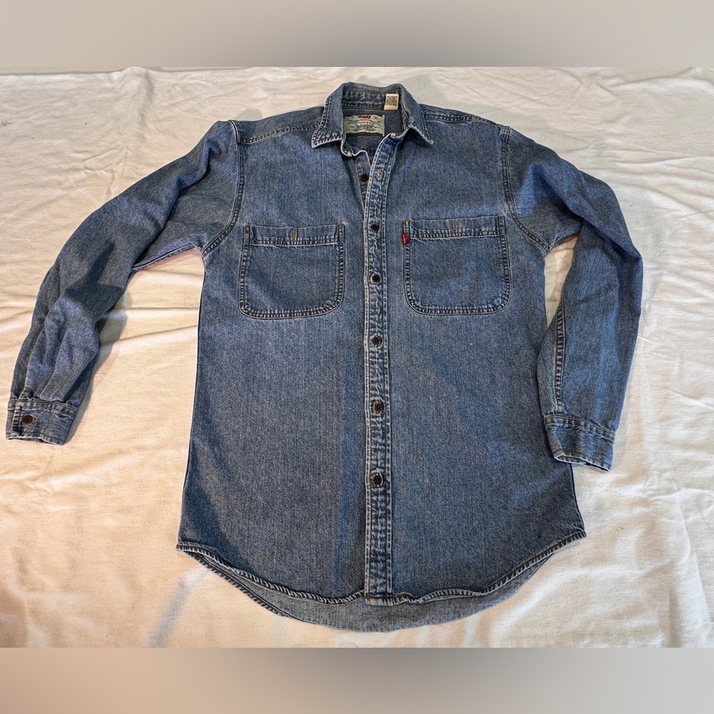 Y2K Vintage Men’s Levi's Blue Denim Button-Up Shirt